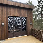 12 Person In Skare-by Traum 펜션